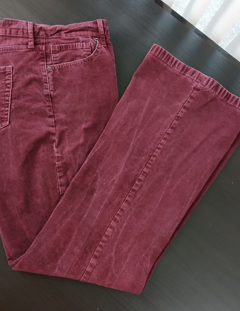 Gap High Rise Corduroy '70s Flare Pants Ladies 32 / 14R Burgundy Maroon red